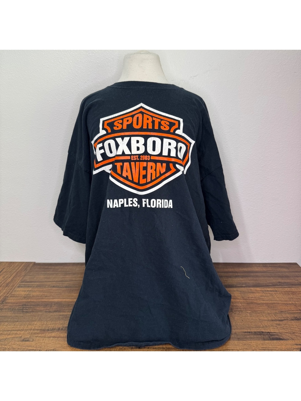 Gildan Ultra Cotton Black Foxboro Tavern Sports T-Shirt Size XXL